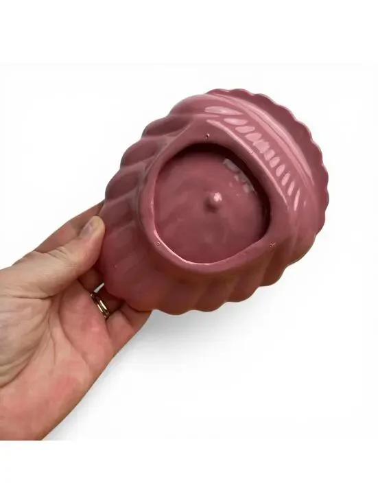 Vintage Pink Ceramic Shell Shaped Trinket or Soap Dish - Picture 3 of 3